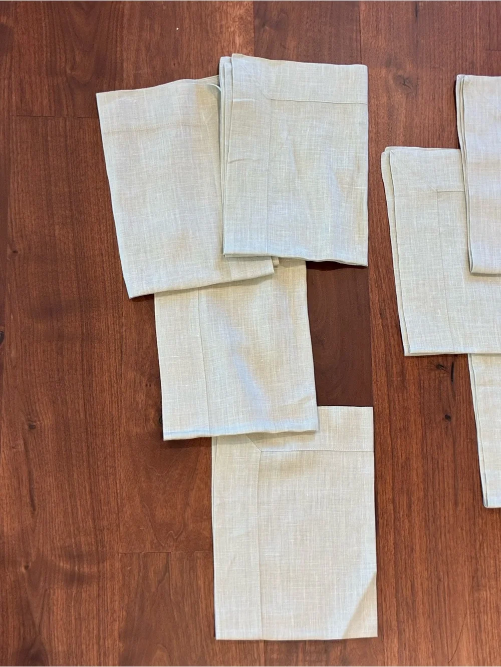Frette Linen-Blend Placemats and Napkins Set in jaquard